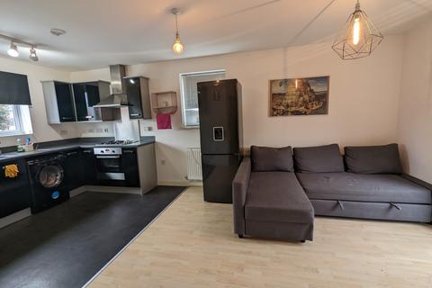2 bedroom flat to rent, Barrett Street, SMETHWICK, B66