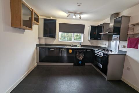 2 bedroom flat to rent, Barrett Street, SMETHWICK, B66