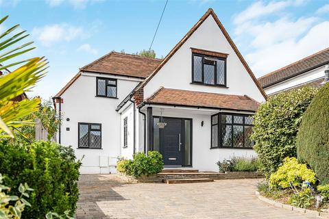 4 bedroom detached house for sale, Oakridge Avenue, Radlett