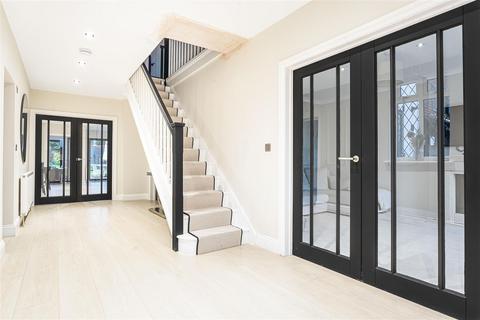 4 bedroom detached house for sale, Oakridge Avenue, Radlett