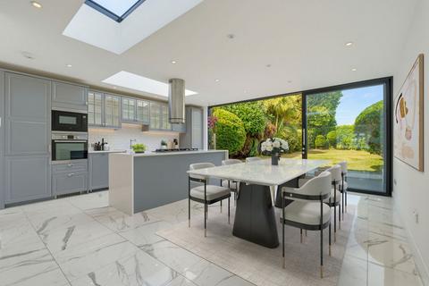 3 bedroom semi-detached house for sale, Tennison Road, London, SE25