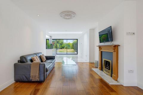 3 bedroom semi-detached house for sale, Tennison Road, London, SE25