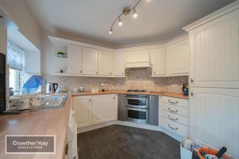 3 bedroom terraced house for sale, Rock Bank, Buxton, Derbyshire, SK17 9JF