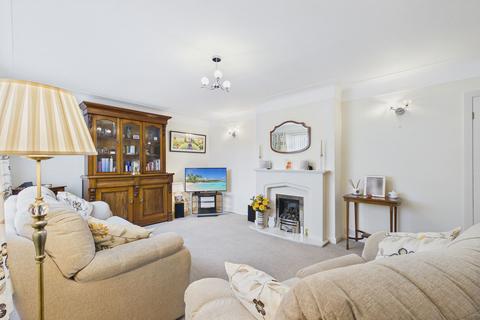 3 bedroom detached house for sale, Paddock Way, Higher Kinnerton, CH4