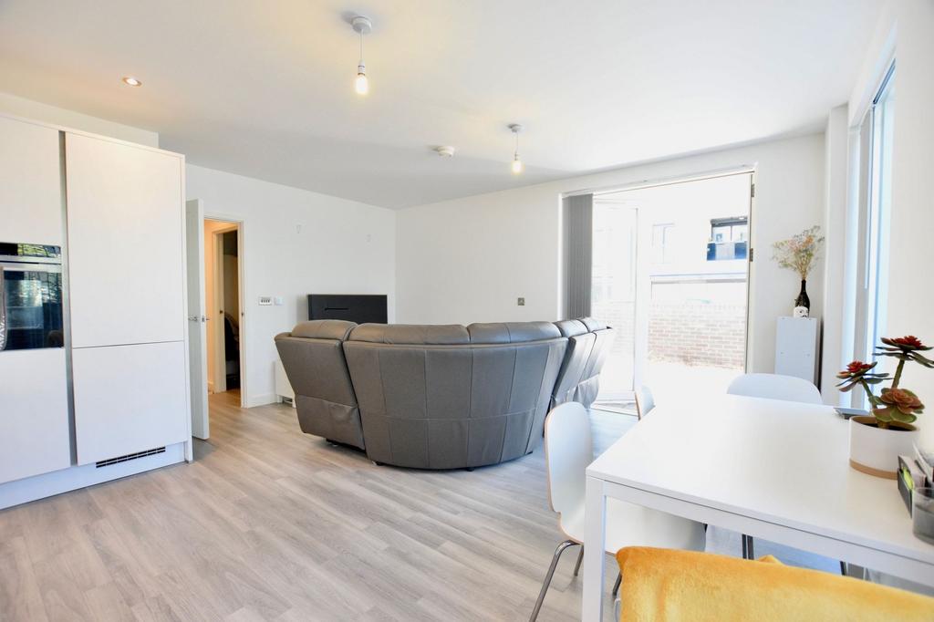 Apartment in London - More