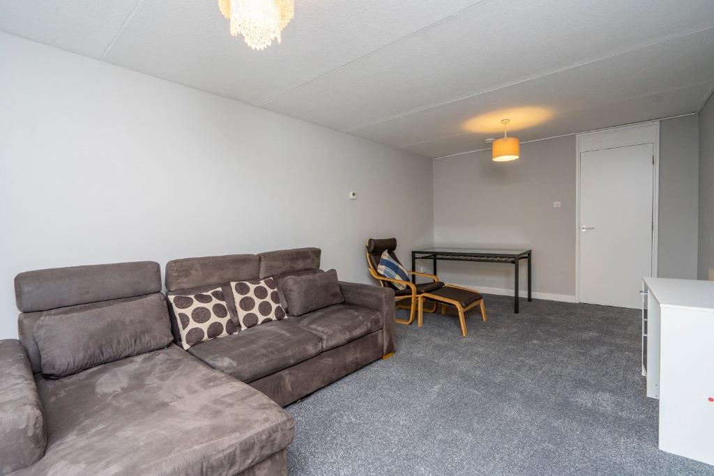 Apartment in Edinburgh - View 2