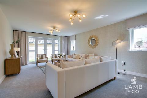 3 bedroom detached bungalow for sale, Bloomfield Road, Little Clacton CO16