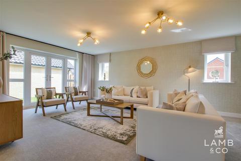 3 bedroom detached bungalow for sale, Bloomfield Road, Little Clacton CO16