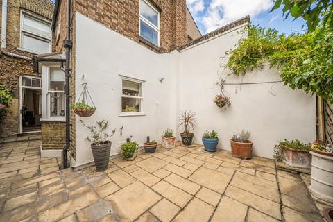 3 bedroom terraced house for sale, Freemantle Street, London