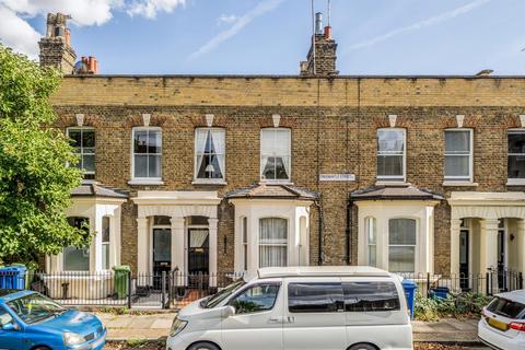 3 bedroom terraced house for sale, Freemantle Street, London