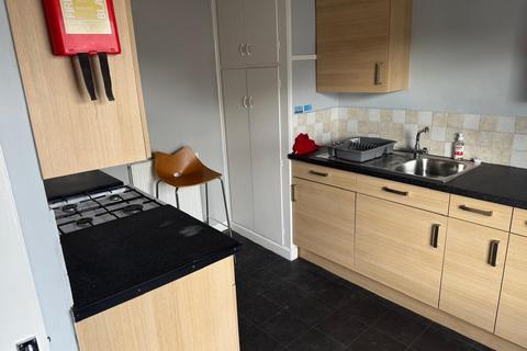2 bedroom flat to rent, Usk Street, Newport NP19