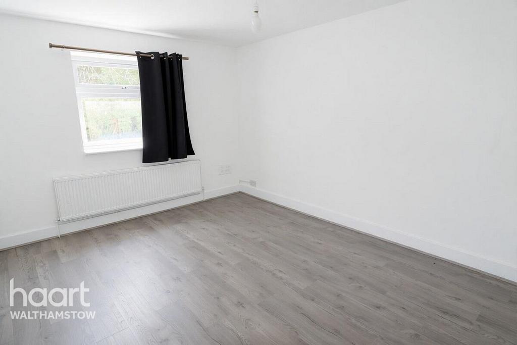 Apartment in London - View 3