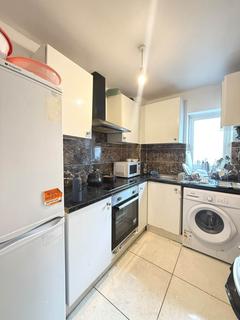1 bedroom flat to rent, Cromwell Road, Hayes