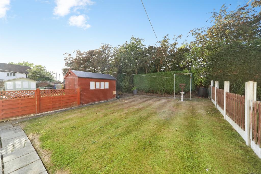 House in Leeds - View 2
