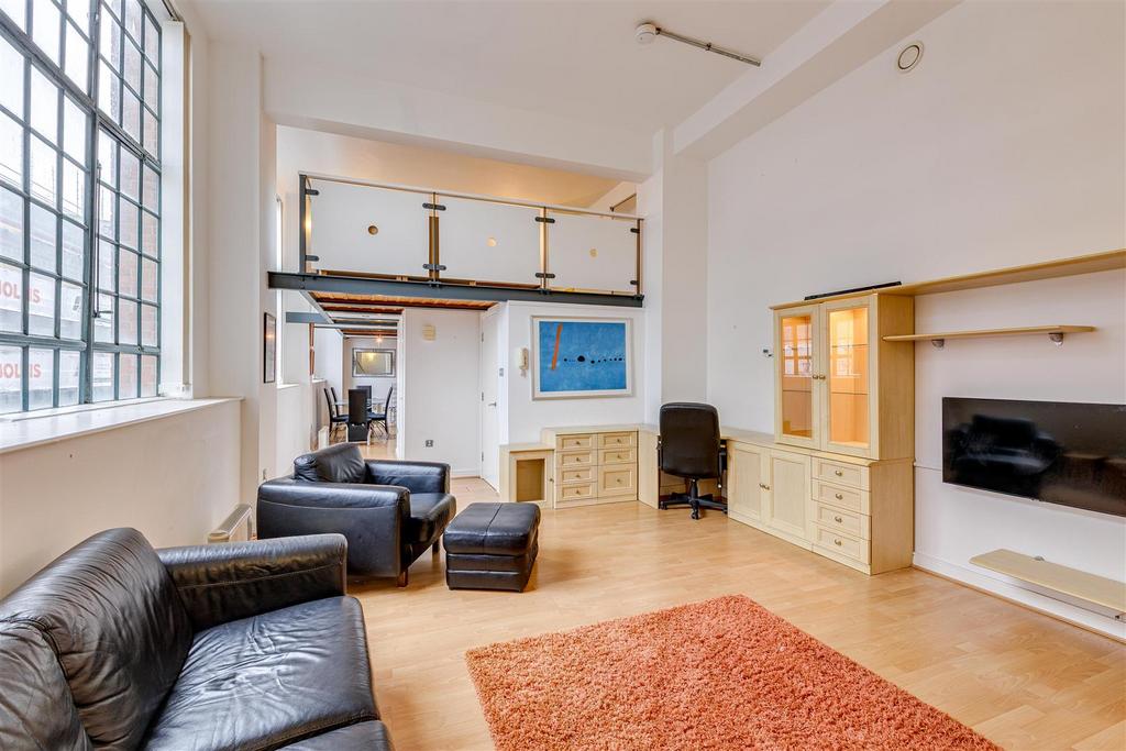 Apartment in Liverpool - More