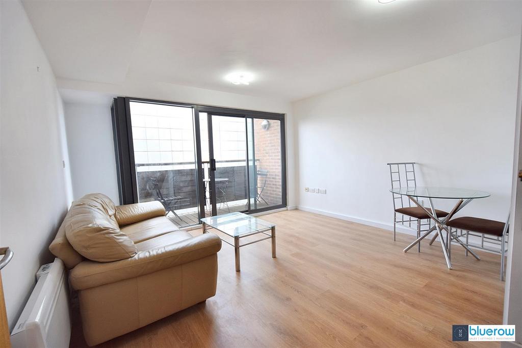 Apartment in Liverpool - View 4