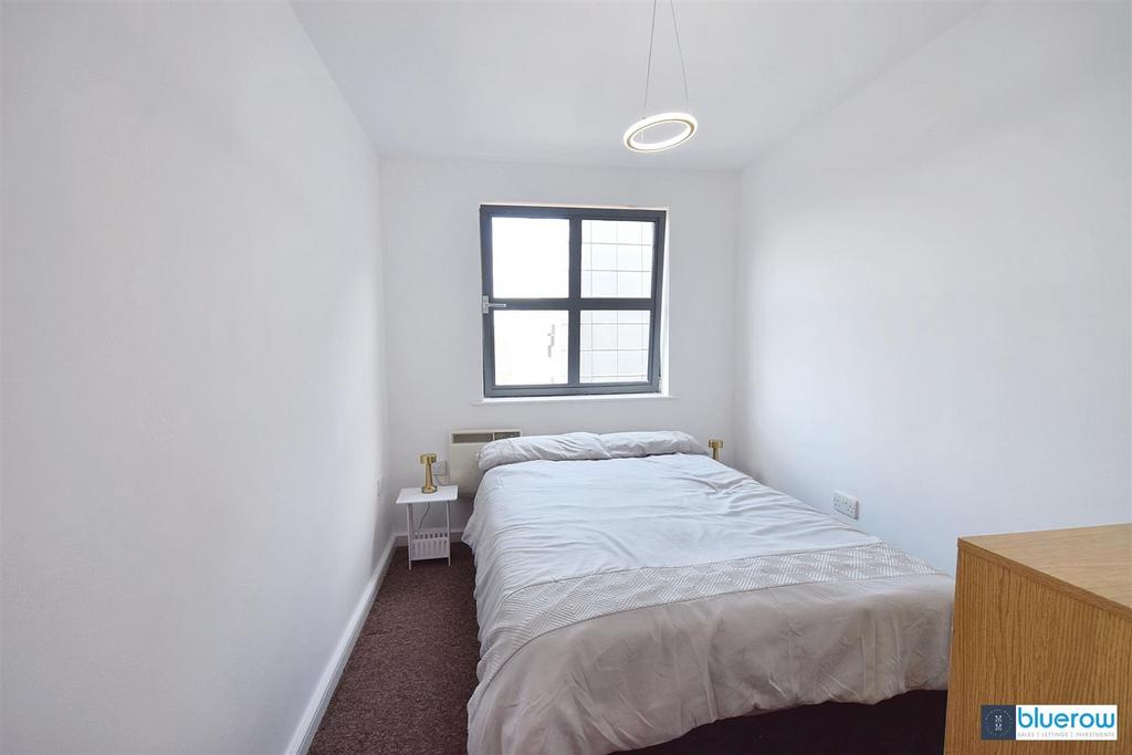 Apartment in Liverpool - View 5