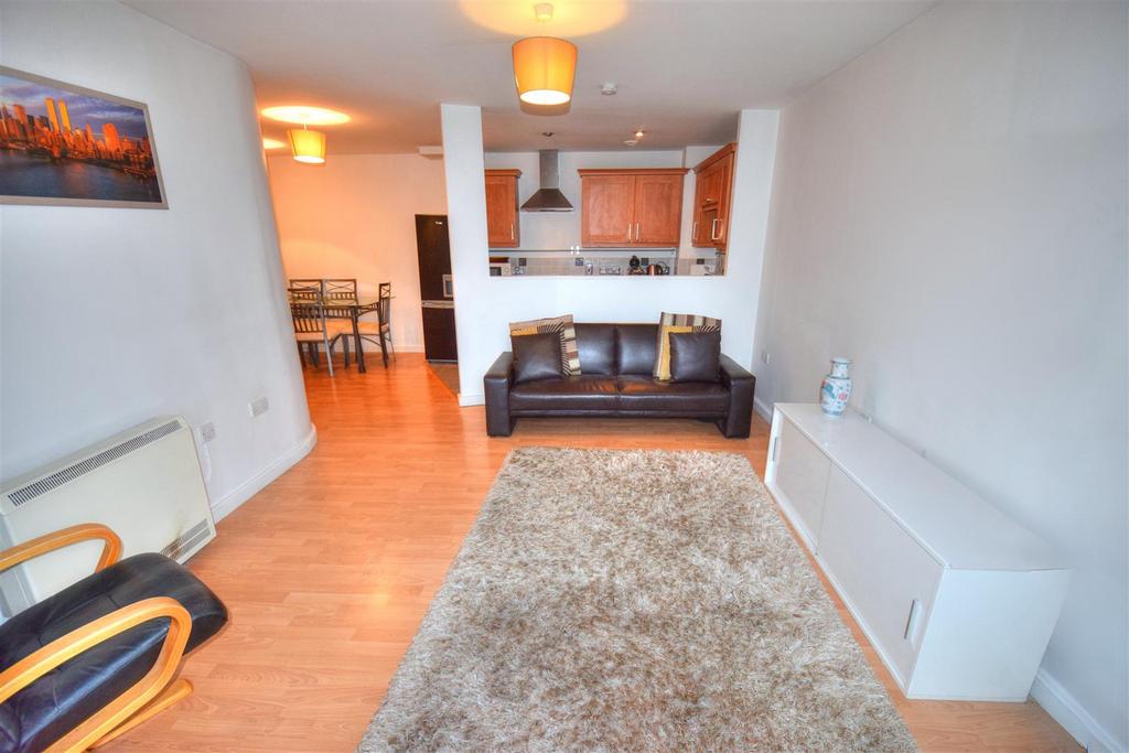 Apartment in Liverpool, Chinatown, Toxteth - View 3