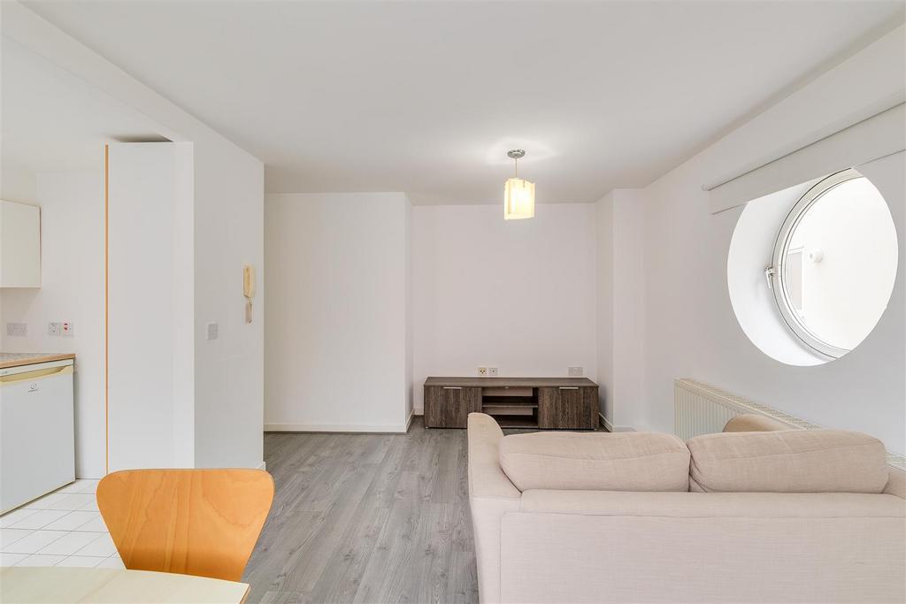 Apartment in Liverpool - View 5