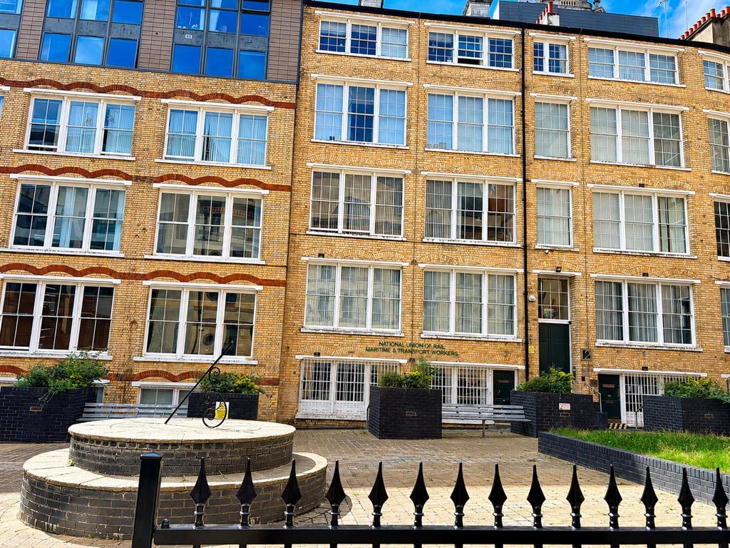 Apartment in Liverpool - View 2