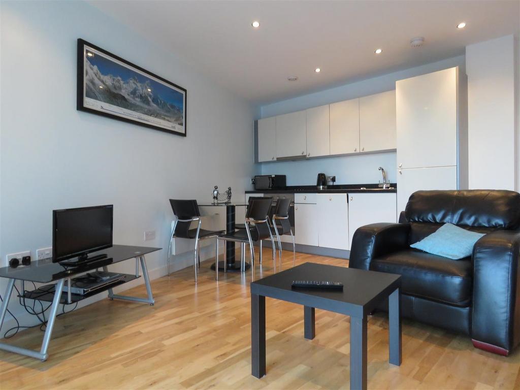 Apartment in Liverpool - View 5