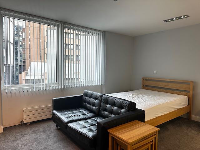 Apartment in Liverpool - View 4