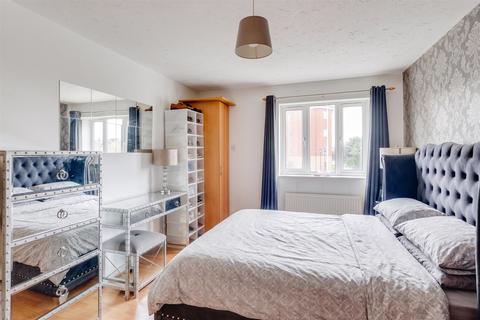 2 bedroom apartment for sale, South Ferry Quay, Liverpool