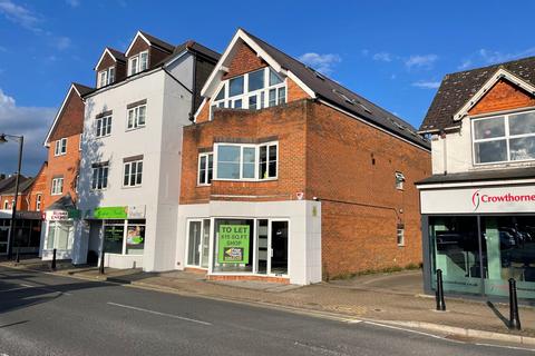 Retail property (high street) to rent, 79 High St Crowthorne RG45 7AD