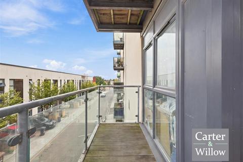 2 bedroom apartment for sale, Pembroke House, Dagenham, Essex