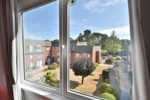 1 bedroom flat for sale, Ringwood Road, Ferndown, BH22