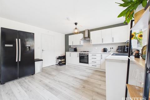 4 bedroom detached house for sale, Brass Thill Way, Greencroft, Stanley