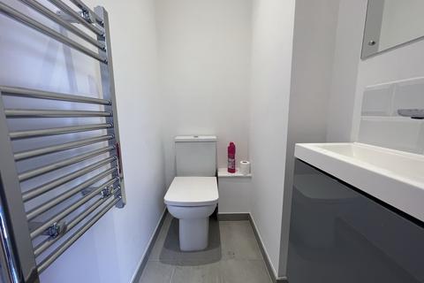 1 bedroom flat to rent, Addington Road, Croydon CR2