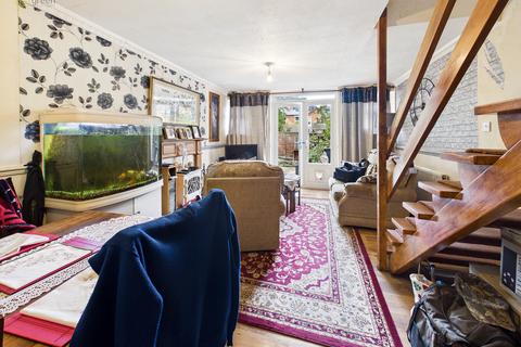 2 bedroom end of terrace house for sale, Blackham Drive, Sutton Coldfield, B73