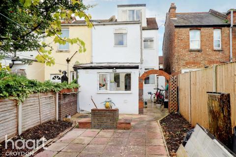3 bedroom end of terrace house for sale, Wentworth Road, Croydon