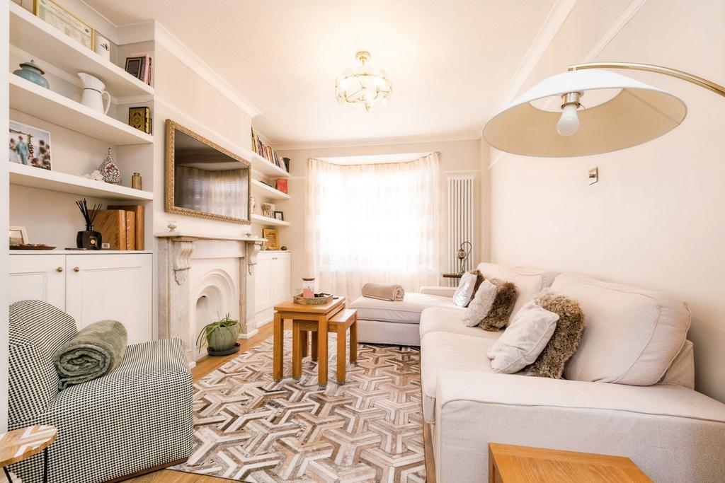 House in London, Plashet - View 4