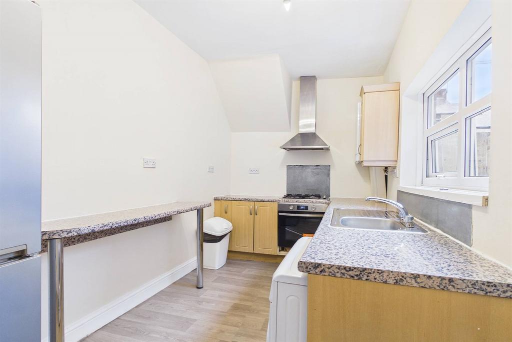 Apartment in Newcastle Upon Tyne - View 4