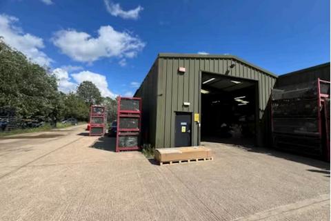 Warehouse to rent, Hillesden Rd Gawcott MK18 4JF