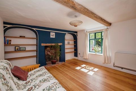 4 bedroom character property for sale, The Street, Calthorpe, Norwich
