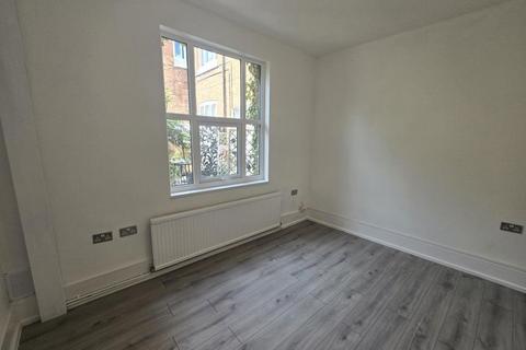 undefined, Ashleigh Court, Leicester