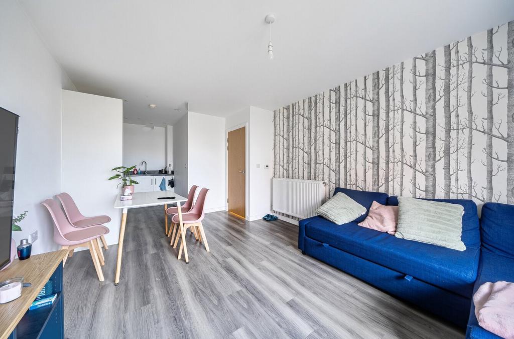 Apartment in Southampton, Waterside Park, Woolston - View 3