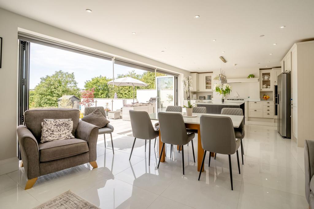 House in Cardiff - View 4