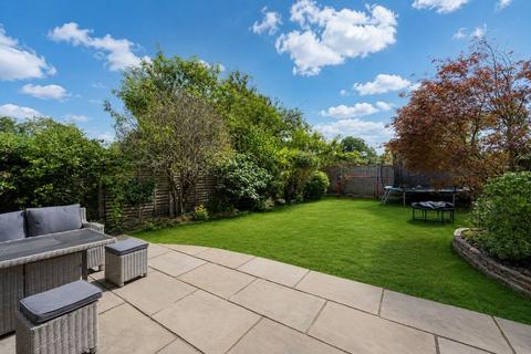 4 bedroom semi-detached house for sale, Bradstone Brook Cottages, Chilworth, Guildford, GU4
