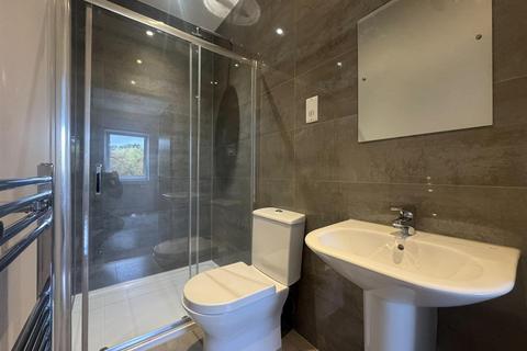 2 bedroom barn conversion to rent, Bradley Court, Camberley GU15