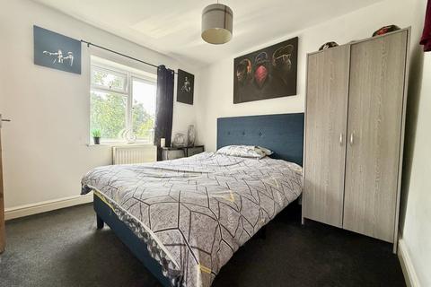 2 bedroom end of terrace house for sale, Painswick Road, Gloucester GL4