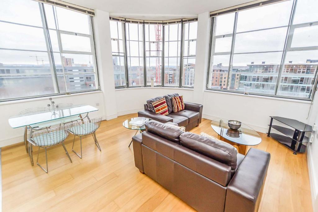 House in Manchester, Piccadilly, City Centre - View 2