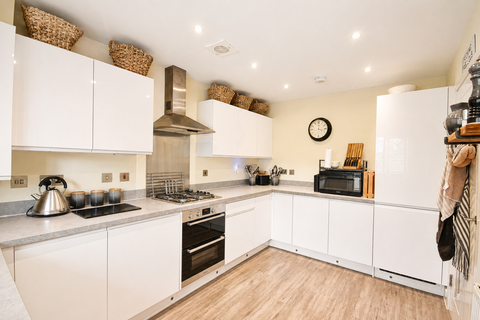 4 bedroom semi-detached house for sale, Leverett Way, Saffron Walden