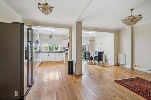 undefined, Central Avenue, Pinner HA5