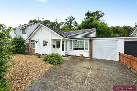2 bedroom detached bungalow for sale, 81 Ashly Court, St Asaph, LL17 0PH