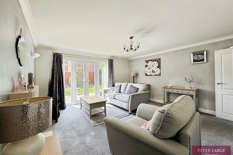 4 bedroom detached house for sale, 1 Ffordd Aberkinsey, Rhyl, LL18 4FB