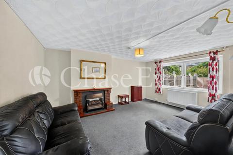 4 bedroom terraced house to rent, Woodall Close, London, E14